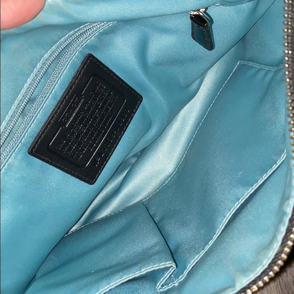 Authentic Coach Crossbody - Picture 4 of 5